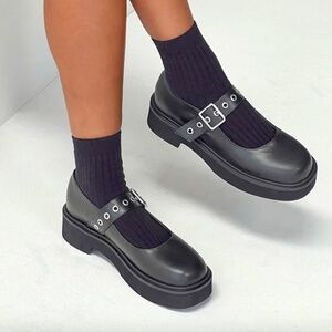 NWB Princess Polly Black Strap Flat Shoes